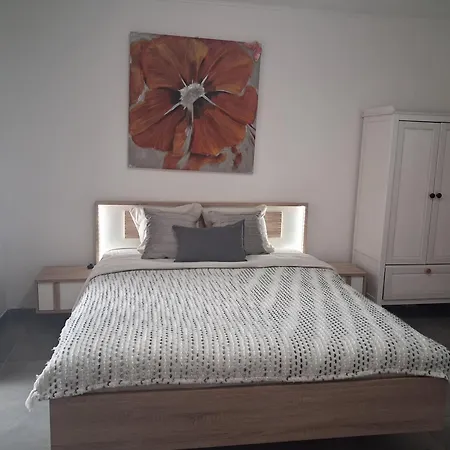 Fully Equipped Apartment Saint-Germain-de-Joux